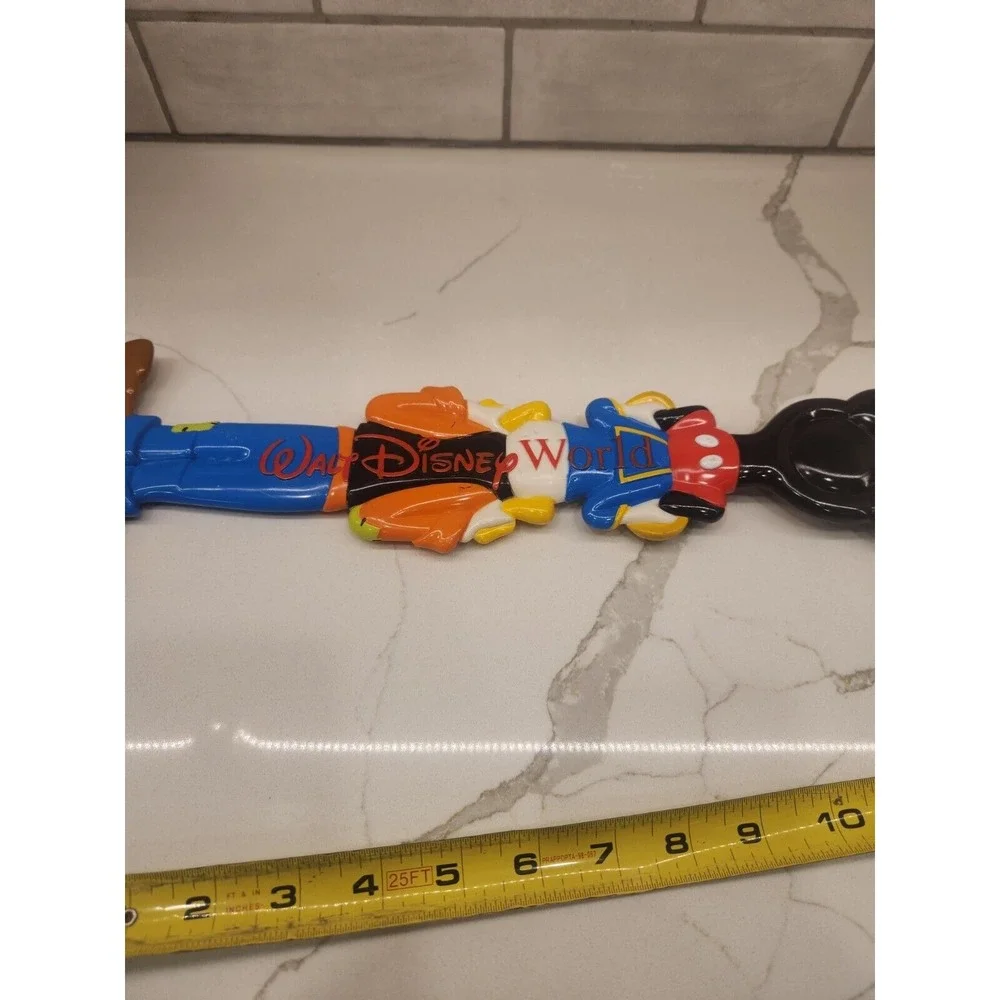 Vintage Walt Disney World Back Scratcher Goofy Donald Duck Mickey Mouse 15